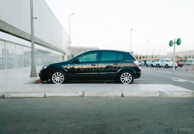 Opel Astra 2005, 220,000 km - 1.4 l - Bakı