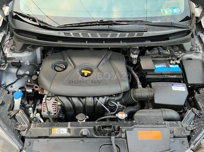 Hyundai Elantra 2011, 244,620 km - 1.8 l - Yevlax
