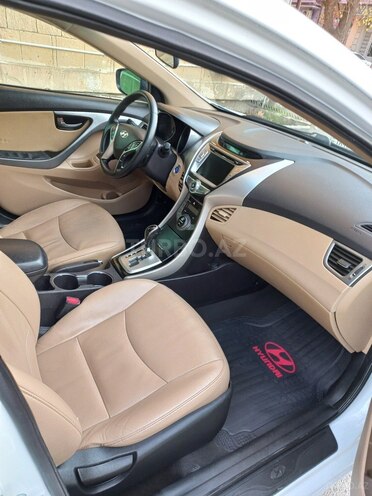 Hyundai Elantra 2013, 136,000 km - 1.8 l - Şirvan