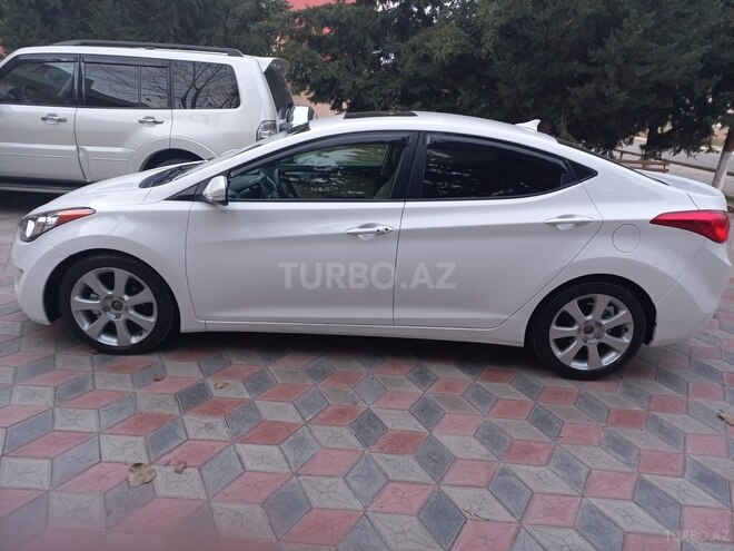 Hyundai Elantra 2013, 136,000 km - 1.8 l - Şirvan