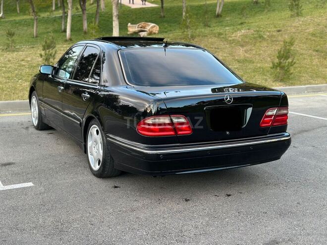 Mercedes E 320 1999, 214,000 km - 3.2 l - Bakı