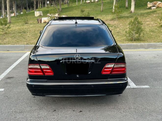 Mercedes E 320 1999, 214,000 km - 3.2 l - Bakı