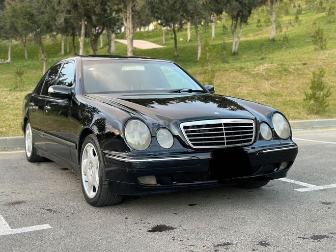 Mercedes E 320 1999, 214,000 km - 3.2 l - Bakı