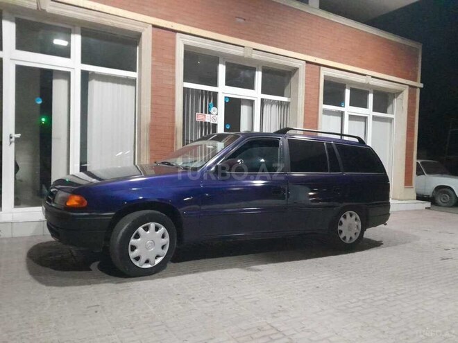Opel Astra 1991, 400,000 km - 1.8 l - Gəncə