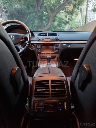 Mercedes E 220 2006, 320,000 km - 2.2 l - Bakı