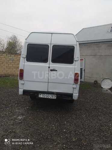 Mercedes 208 D 1992, 16,000 km - 2.8 l - Bərdə