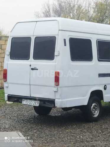 Mercedes 208 D 1992, 16,000 km - 2.8 l - Bərdə