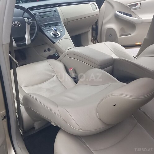 Toyota Prius 2011, 200,000 km - 1.8 l - Bakı