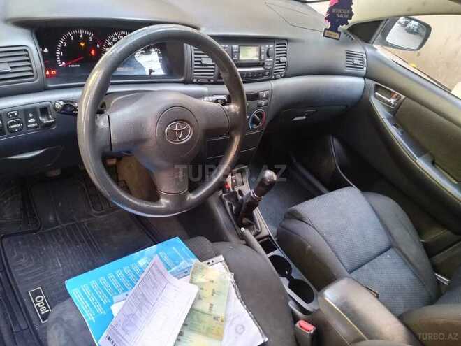 Toyota Corolla 2005, 210,000 km - 1.4 l - Bakı