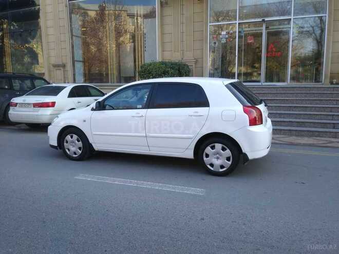 Toyota Corolla 2005, 210,000 km - 1.4 l - Bakı