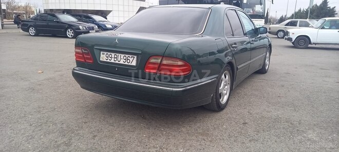 Mercedes E 240 1998, 545,654 km - 2.4 l - Yevlax