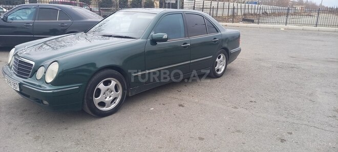 Mercedes E 240 1998, 545,654 km - 2.4 l - Yevlax