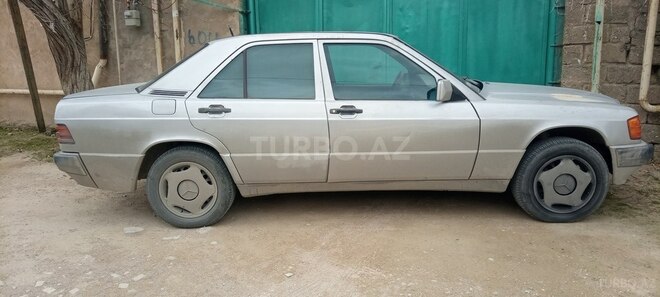 Mercedes 190 1989, 407,739 km - 2.0 l - Bakı