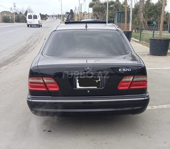 Mercedes E 320 2000, 375,325 km - 3.2 л - Bakı