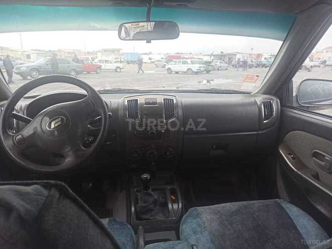 Mitsubishi L200 2013, 324,000 km - 2.4 l - Ucar