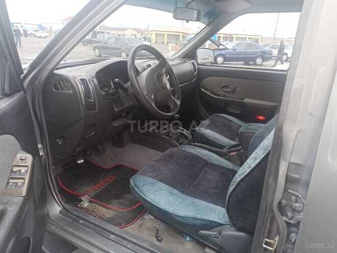 Mitsubishi L200 2013, 324,000 km - 2.4 l - Ucar