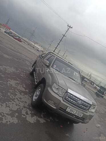 Mitsubishi L200 2013, 324,000 km - 2.4 l - Ucar