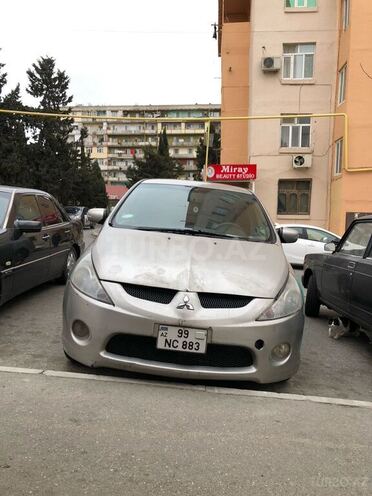 Mitsubishi Grandis 2003, 374,682 km - 2.4 l - Bakı