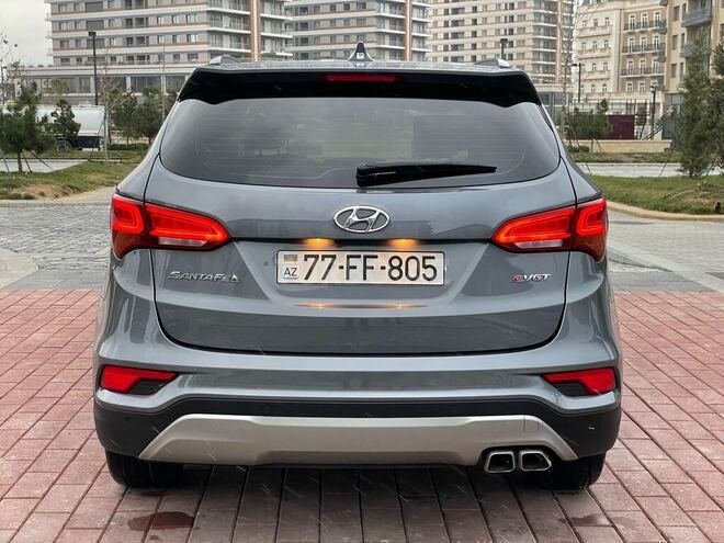 Hyundai Santa Fe 2017, 61,000 km - 2.0 l - Bakı