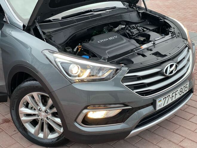 Hyundai Santa Fe 2017, 61,000 km - 2.0 l - Bakı