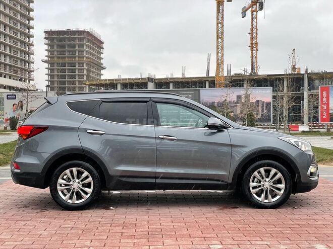 Hyundai Santa Fe 2017, 61,000 km - 2.0 l - Bakı