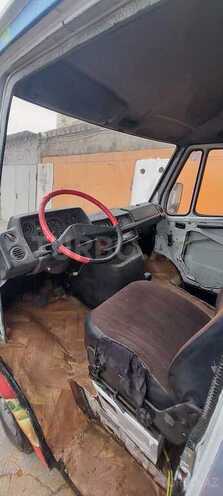 Mercedes 208 D 1998, 250,000 km - 2.2 l - Bakı