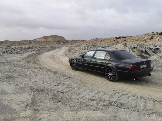 BMW 740 2000, 190,000 km - 4.4 l - Bakı