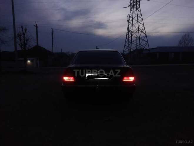 Mercedes C 220 1995, 121,210 km - 2.2 l - Lənkəran