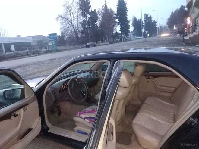Mercedes C 220 1995, 121,210 km - 2.2 l - Lənkəran