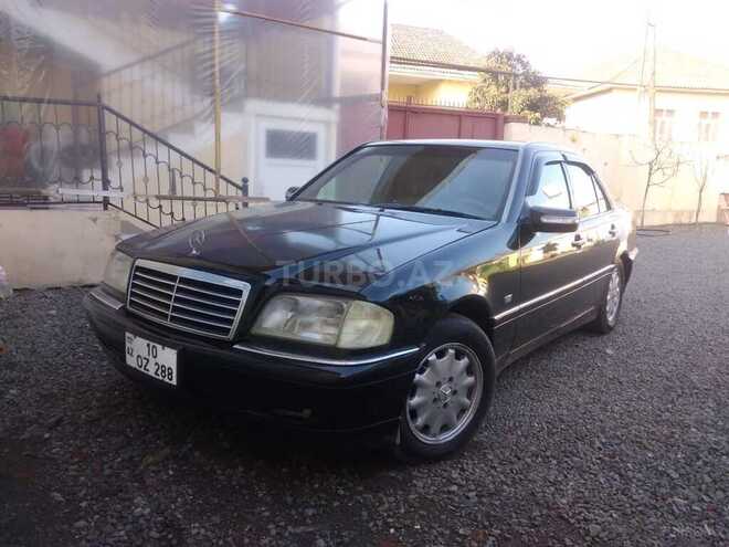 Mercedes C 220 1995, 121,210 km - 2.2 l - Lənkəran