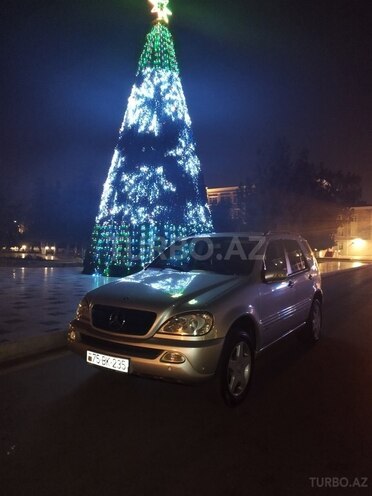Mercedes ML 270 2004, 350,500 km - 2.7 l - Naxçıvan