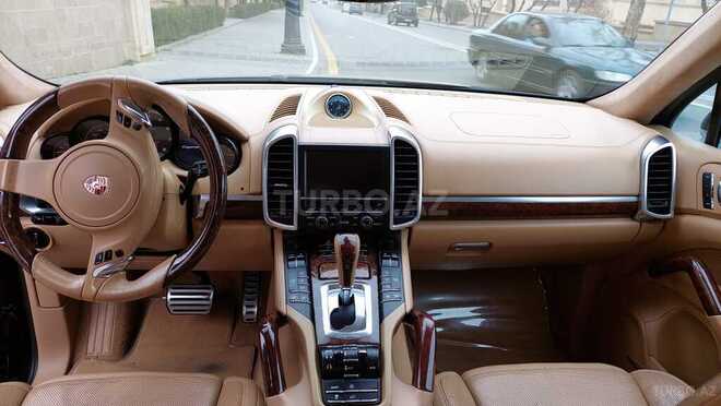 Porsche Cayenne Turbo 2011, 140,000 km - 4.8 л - Bakı