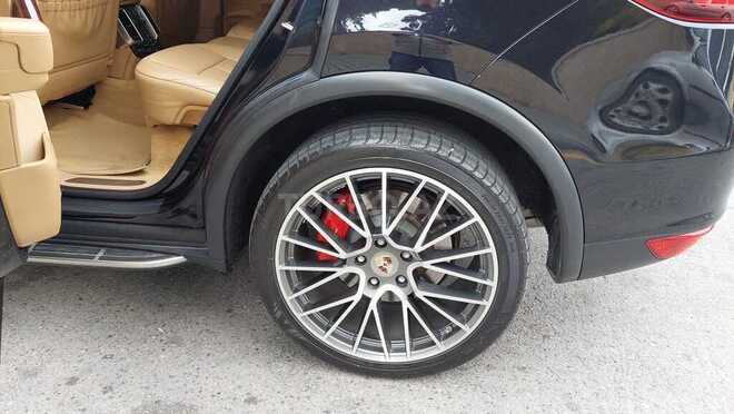 Porsche Cayenne Turbo 2011, 140,000 km - 4.8 л - Bakı