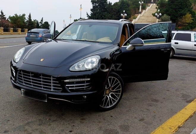 Porsche Cayenne Turbo 2011, 140,000 km - 4.8 л - Bakı