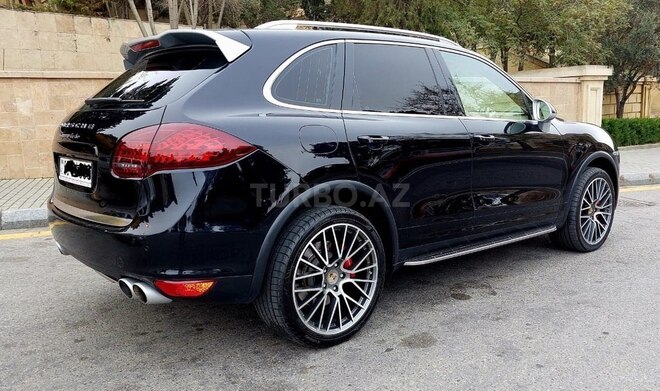 Porsche Cayenne Turbo 2011, 140,000 km - 4.8 л - Bakı