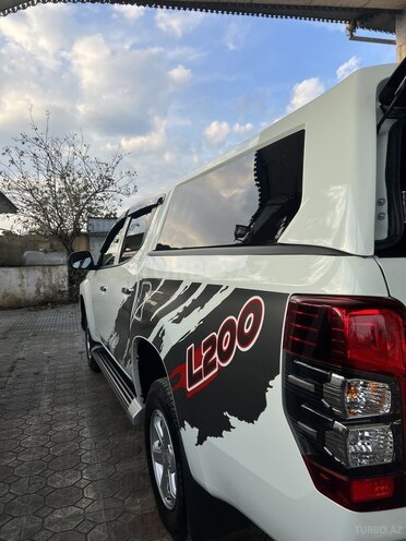 Mitsubishi L200 2021, 4,500 km - 2.4 l - Bakı