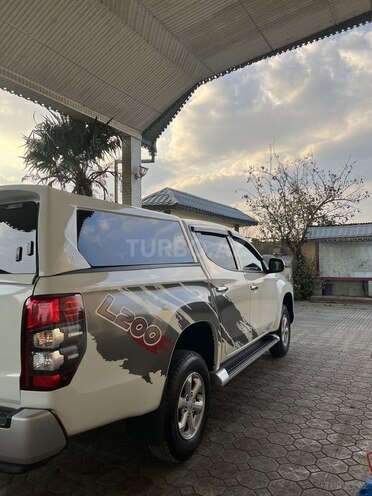 Mitsubishi L200 2021, 4,500 km - 2.4 l - Bakı