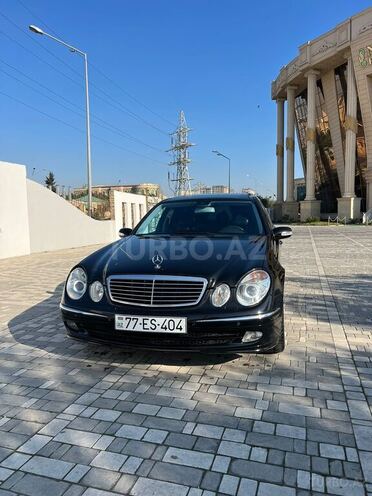 Mercedes E 320 2002, 239,000 km - 3.2 l - Bakı