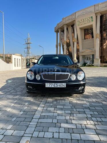 Mercedes E 320 2002, 239,000 km - 3.2 l - Bakı