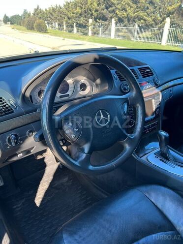 Mercedes E 320 2002, 239,000 km - 3.2 l - Bakı