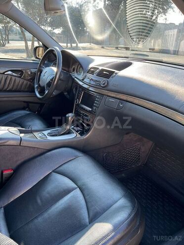 Mercedes E 320 2002, 239,000 km - 3.2 l - Bakı