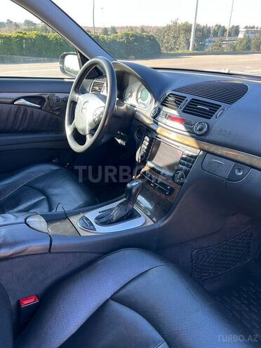 Mercedes E 320 2002, 239,000 km - 3.2 l - Bakı