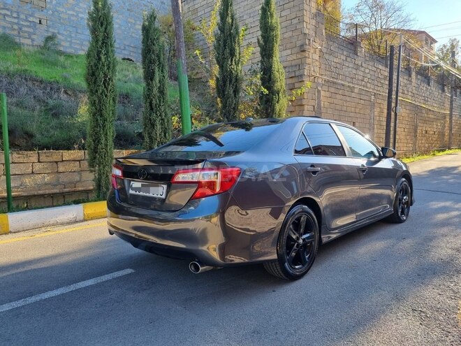 Toyota Camry 2013, 118,500 km - 2.5 l - Bakı