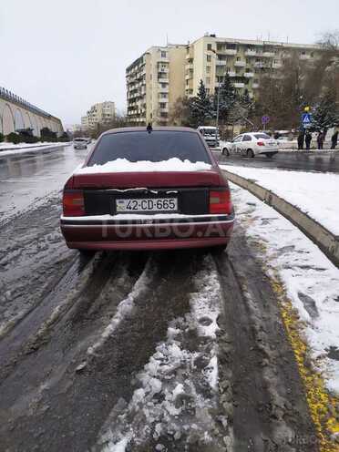 Opel Vectra 1994, 303,000 km - 2.0 l - Bakı