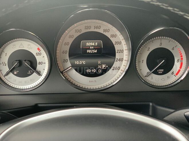 Mercedes  2015, 98,000 km - 2.2 l - Bakı