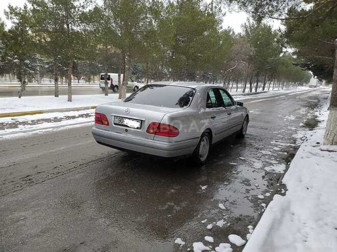 Mercedes E 230 1996, 425,550 km - 2.3 l - Sumqayıt