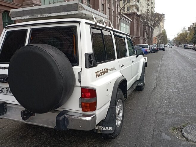 Nissan Patrol 1997, 420,000 km - 4.2 l - Bakı