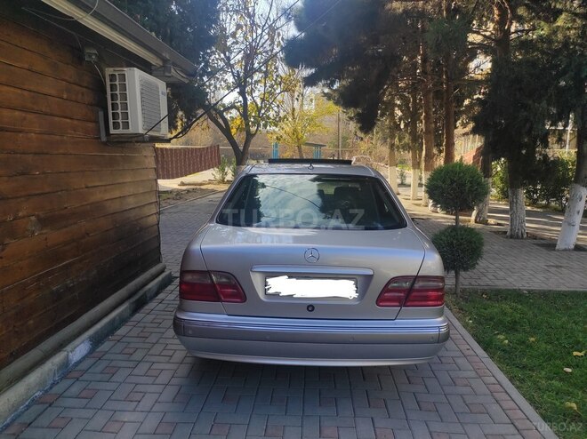 Mercedes E 240 1999, 435,000 km - 2.4 l - Bakı