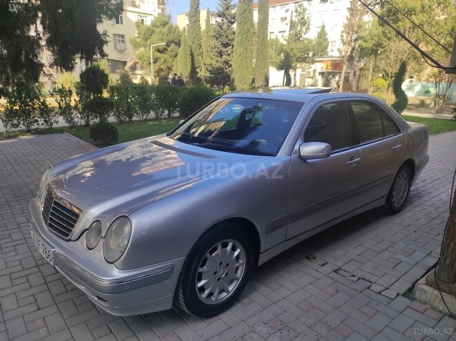 Mercedes E 240 1999, 435,000 km - 2.4 l - Bakı