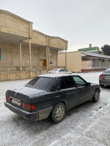 Mercedes 190 1992, 328,000 km - 1.8 l - Xaçmaz